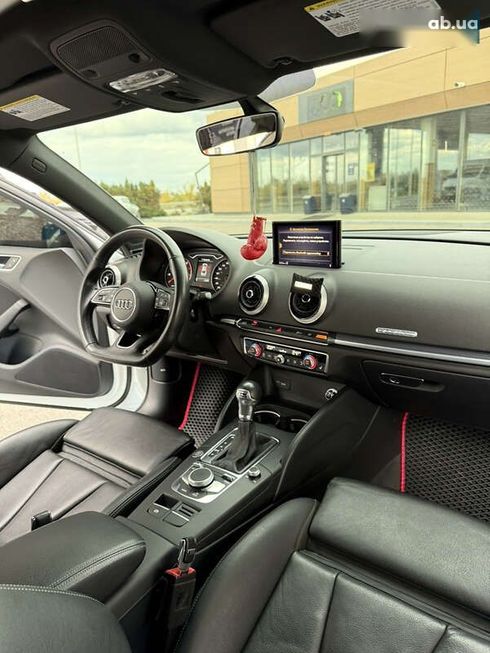Audi A3 2020 - фото 21