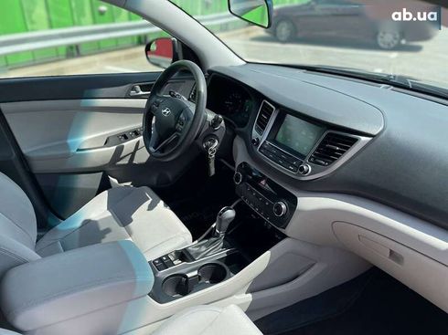 Hyundai Tucson 2017 - фото 29