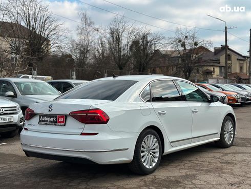 Volkswagen Passat 2016 белый - фото 9