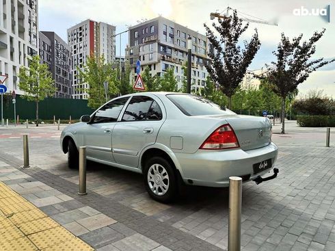 Nissan Almera 2007 - фото 11