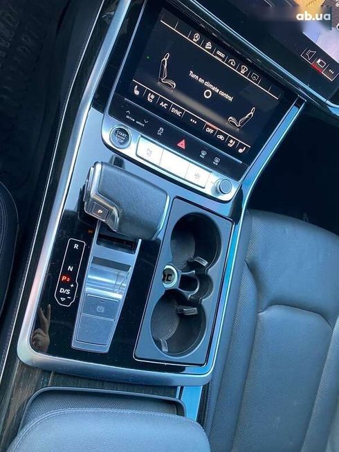 Audi Q7 2021 - фото 17
