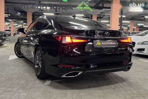 Lexus ES 2018 - фото 6