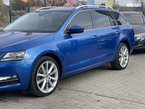 Skoda Octavia 2019 - фото 11