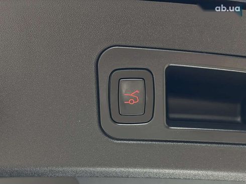 Tesla Model S 2018 - фото 29