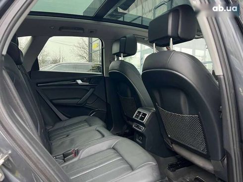 Audi Q5 2018 - фото 28
