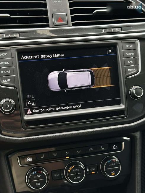Volkswagen Tiguan 2016 - фото 12