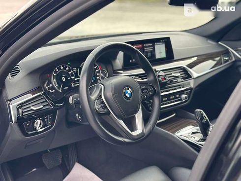 BMW 5 серия 2018 - фото 21