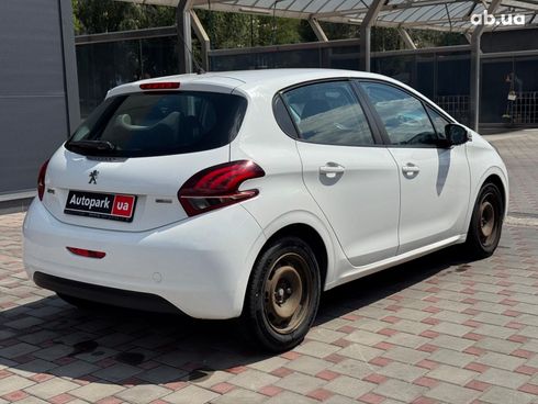 Peugeot 208 2017 белый - фото 5