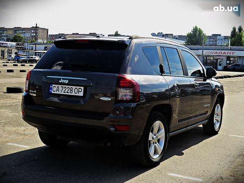Jeep Compass 2015 - фото 3