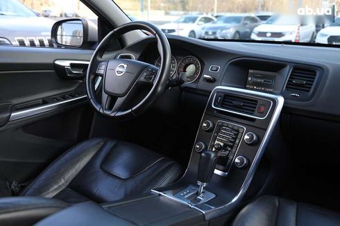 Volvo S60 2014 - фото 9