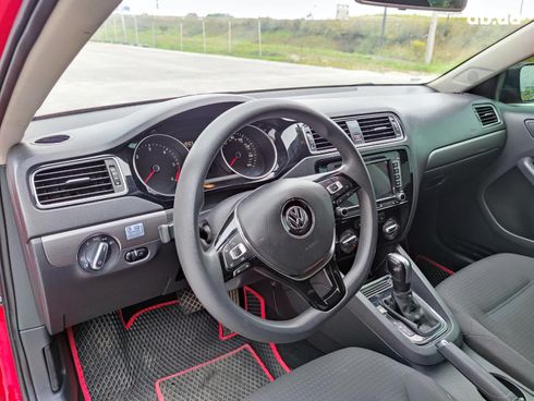 Volkswagen Jetta 2014 красный - фото 5