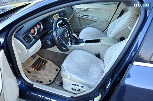 Volvo S60 2012 - фото 16