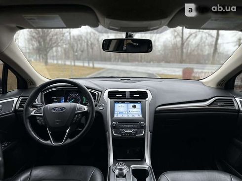 Ford Fusion 2018 - фото 24
