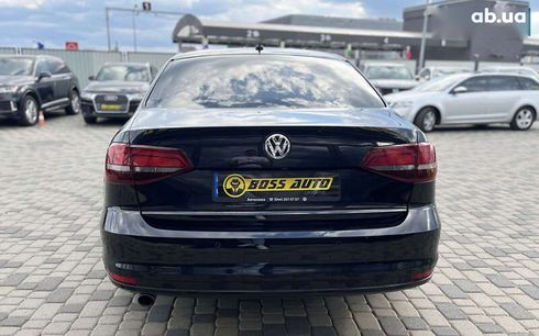 Volkswagen Jetta 2016 - фото 5