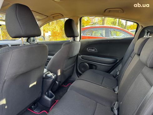 Honda HR-V 2018 черный - фото 33