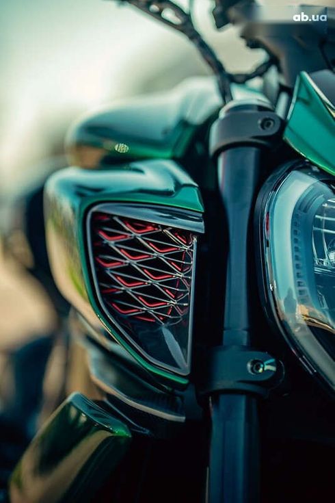 Ducati DIAVEL 2024 - фото 21