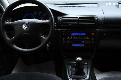 Volkswagen Passat 2002 - фото 28