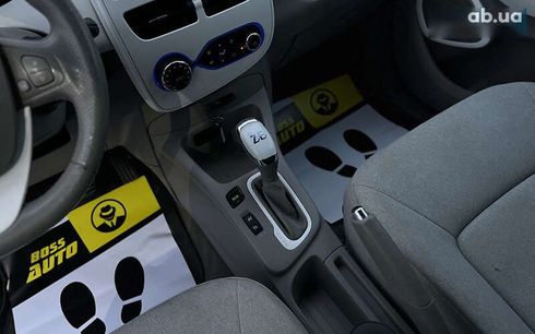 Renault Zoe 2013 - фото 13
