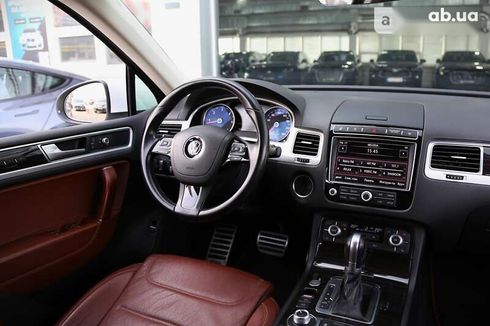 Volkswagen Touareg 2017 - фото 12