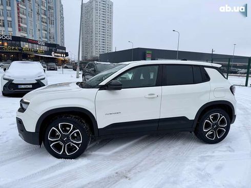 Jeep Avenger 2024 - фото 3