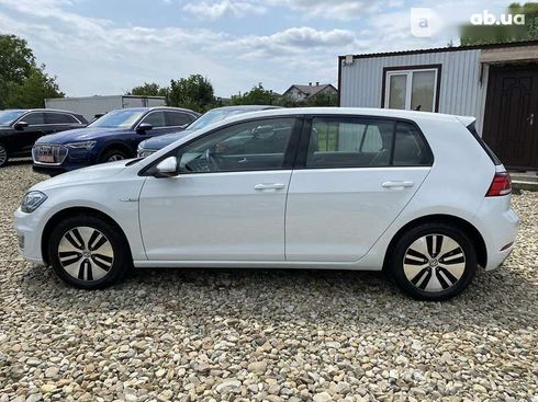 Volkswagen e-Golf 2020 - фото 7