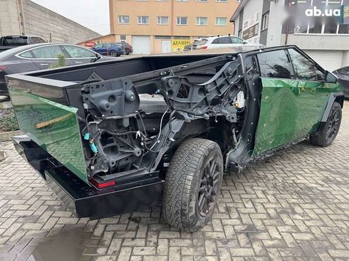 Tesla Cybertruck 2025 - фото 8