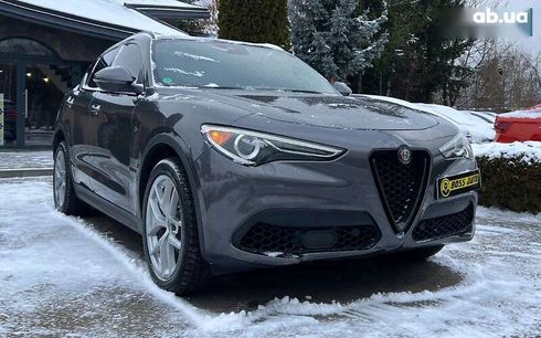 Alfa Romeo Stelvio 2017 - фото 9