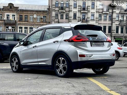 Chevrolet Bolt 2021 - фото 9