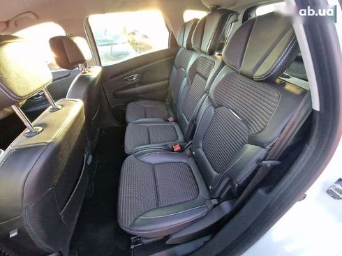 Renault Scenic 2019 - фото 29