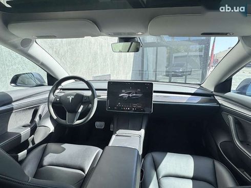 Tesla Model 3 2022 - фото 2