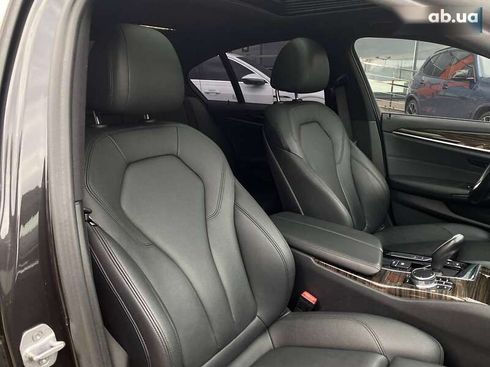 BMW 5 серия 2018 - фото 25