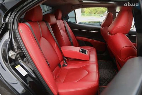 Toyota Camry 2019 - фото 7