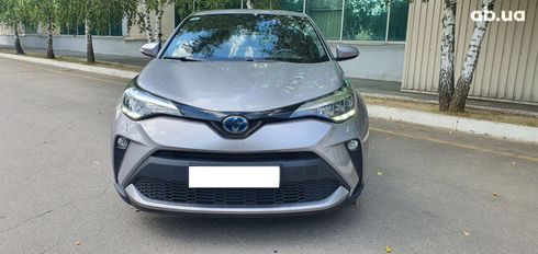 Toyota C-HR 2020 серый - фото 8