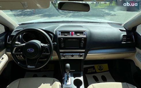 Subaru Legacy 2018 - фото 12