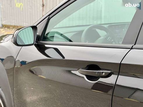 Hyundai Kona 2021 - фото 11