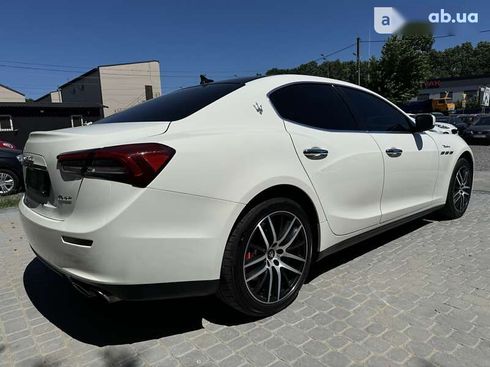 Maserati Ghibli 2015 - фото 16