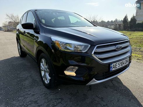 Ford Escape 2017 - фото 3