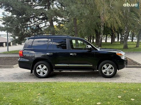 Toyota Land Cruiser 2014 - фото 8