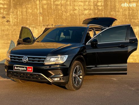 Volkswagen Tiguan 2019 черный - фото 34