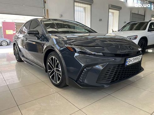 Toyota Camry 2024 - фото 5
