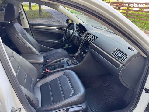 Volkswagen passat b7 2016 белый - фото 15