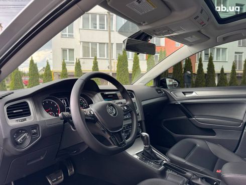 Volkswagen Golf 2016 белый - фото 4