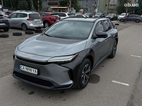 Toyota bZ 2023 - фото 2