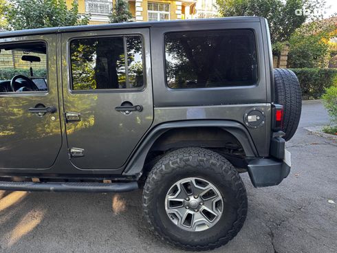 Jeep Wrangler 2016 серый - фото 10