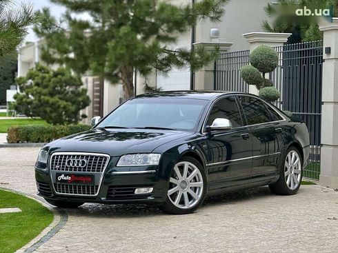 Audi S8 2010 - фото 7