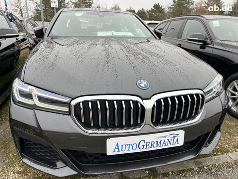 BMW 5 серия 2022 - фото 11