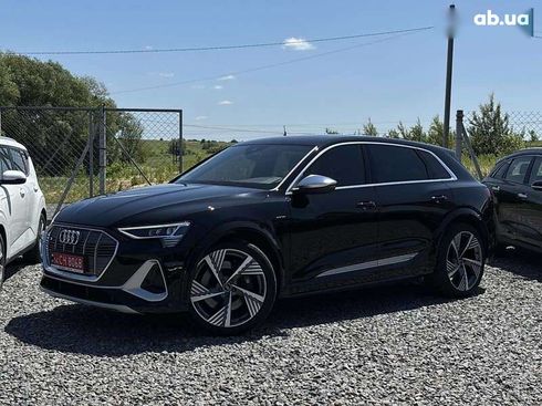 Audi e-tron S 2022 - фото 6