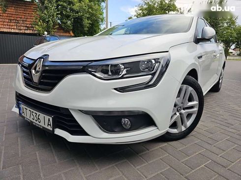 Renault Megane 2019 - фото 22