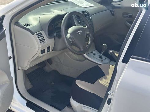 Toyota Corolla 2008 - фото 12