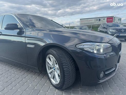BMW 5 серия 2015 серый - фото 13